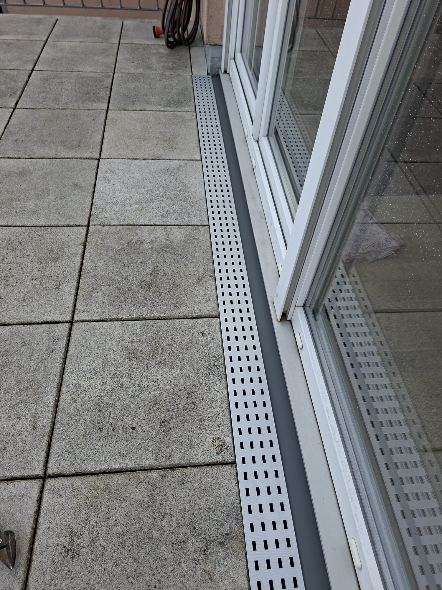 Drainagelösung auf einem Balkon